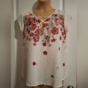 Maurices Sz L Floral Embroidered Women's Top - Cream and Red
